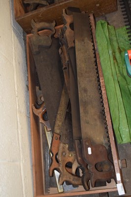 Lot 1002 - Box of assorted saws