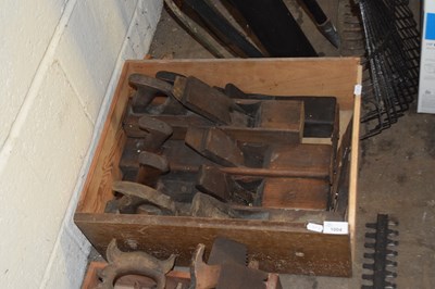 Lot 1004 - Vintage wood working planes