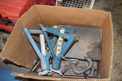 Lot 1027 - One box of mixed tools