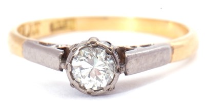 Lot 47 - Single stone diamond ring featuring a round...