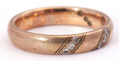 Lot 51 - 9ct gold and diamond ring featuring four small...