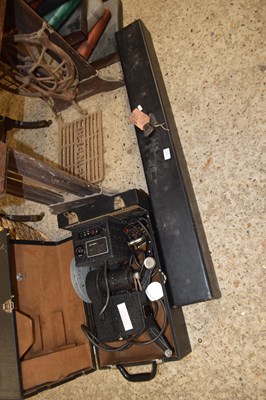 Lot 290 - Vintage Kodak projector and screen