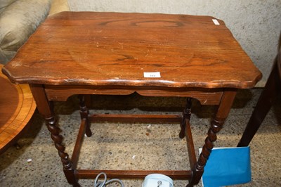 Lot 322 - Early 20th Century oak barley twist leg table