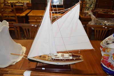 Lot 332 - Modern model yacht