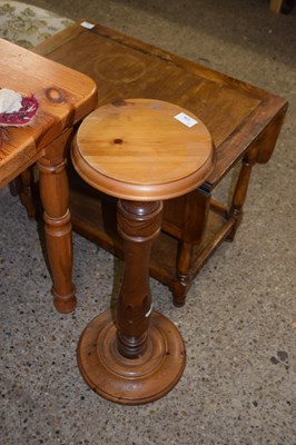 Lot 339 - Pine plant stand