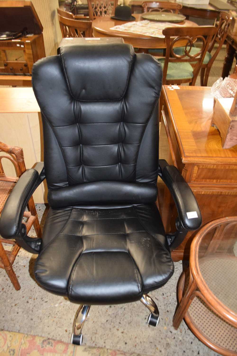 Lot 380 - Office chair