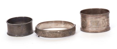 Lot 134 - Mixed Lot: Silver hinged bracelet, the top...