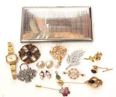 Lot 201 - Mixed lot to include a chrome plated cigarette...