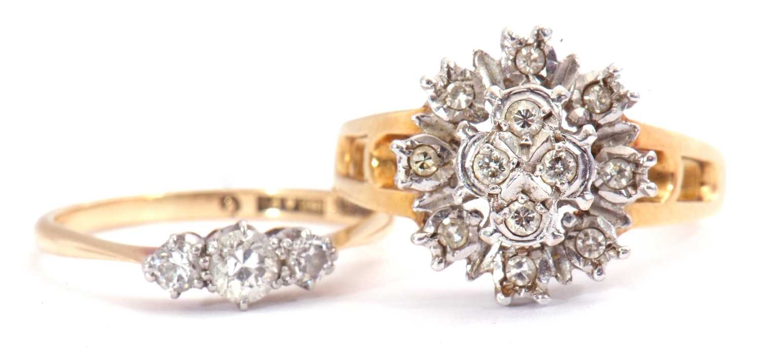 Lot 88 - Mixed Lot: 18ct gold diamond cluster ring...