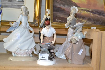 Lot 555 - Mixed Lot: Five various figurines to include...