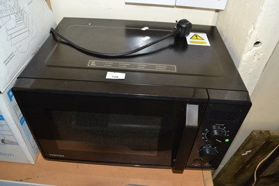 Lot 728 - Toshiba microwave
