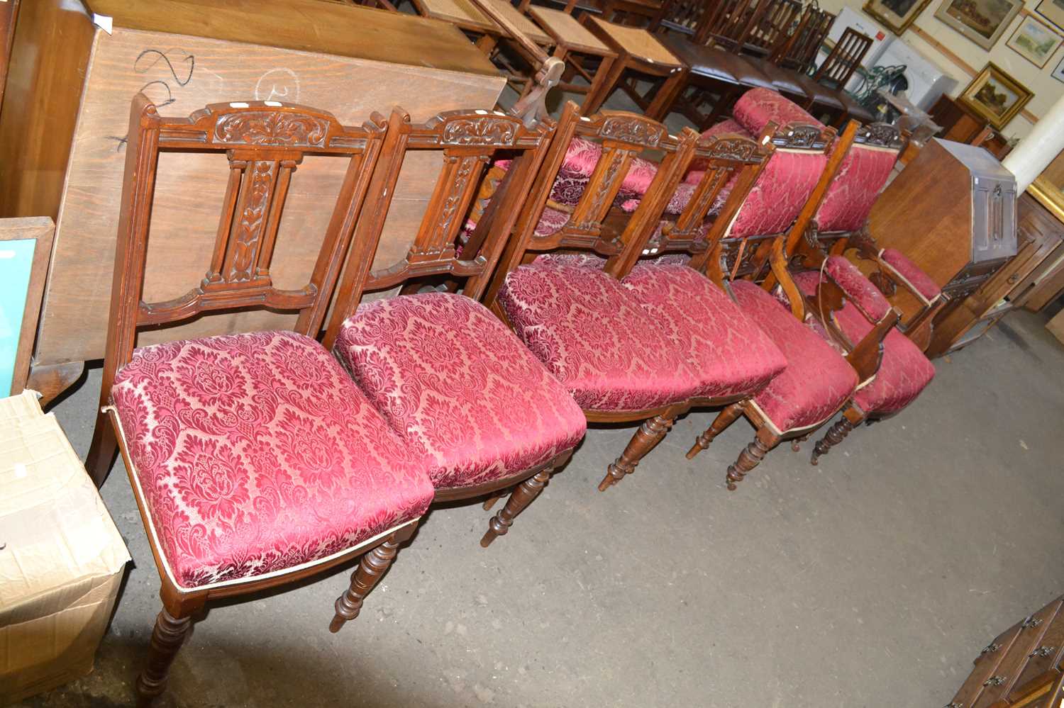 Lot 804 Late Victorian Salon Suite Comprising Chaise