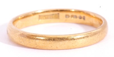 Lot 140 - 22ct gold wedding ring of plain polished...