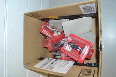 Lot 34 - Box of Delprado toy soldiers