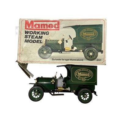 Lot 2 - A Mamod DV1 working steam model Steam Van,...