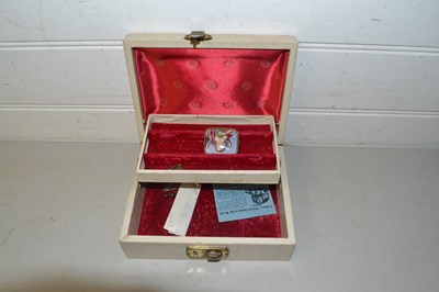 Lot 81 - Jewellery box and various contents