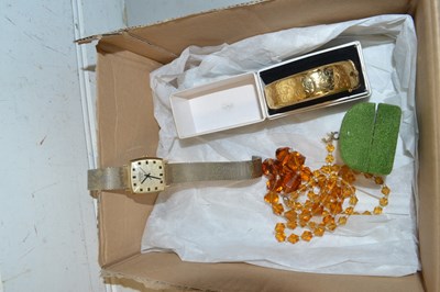 Lot 102 - Box of mixed items to include a 9ct bracelet...