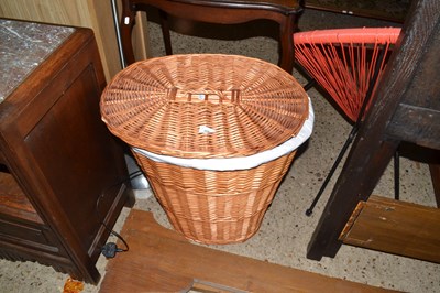 Lot 309 - Wicker laundry basket