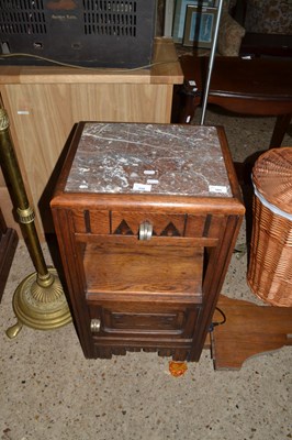 Lot 310 - Early 20th Century marble top bedside cabinet