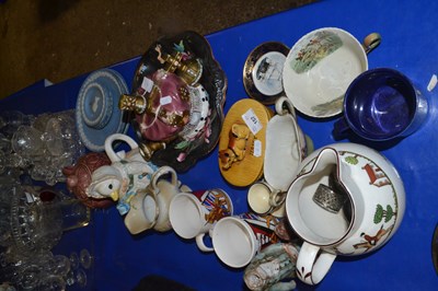 Lot 157 - Mixed Lot: Various assorted ceramics to...