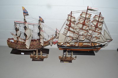 Lot 6 - Two model tall ships