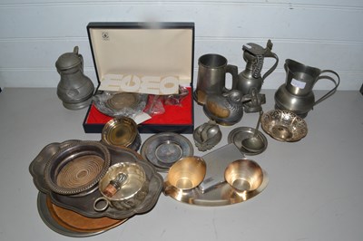 Lot 30 - Mixed Lot: Various silver plated, pewter and...