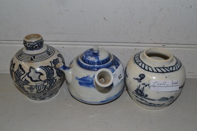 Lot 62 - Mixed Lot: Small blue and white Oriental...