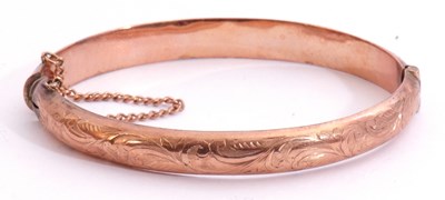 Lot 200 - 9ct gold hinged bracelet of oval form,...
