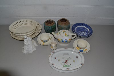 Lot 142 - Mixed lot of assorted ceramics to include...