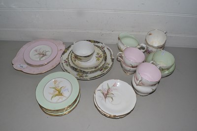 Lot 174 - Mixed Lot: Various assorted tea wares