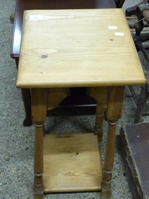 Lot 241 - Pine plant stand