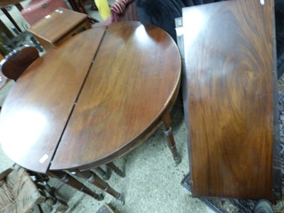 Lot 244 - 19th Century mahogany circular dining table...