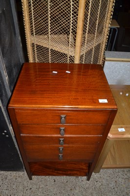 Lot 319 - An early 20th Century mahogany music cabinet