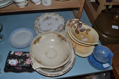 Lot 504 - Mixed Lot: Various assorted ceramics to...