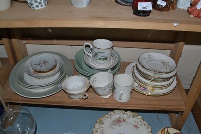 Lot 505 - Mixed Lot: Various assorted tea and table...