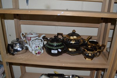 Lot 534 - Mixed Lot: Various assorted teapots