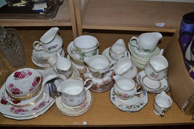 Lot 536 - Mixed Lot: Various assorted tea wares