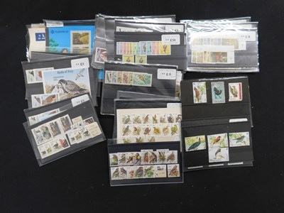 Lot 534 - Packet: Assorted modern mint and used world...