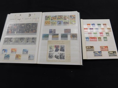 Lot 387 - GB: Stamp collection mainly QEII mint and...