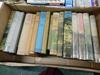 Lot 669 - Box: Mainly Batsford titles