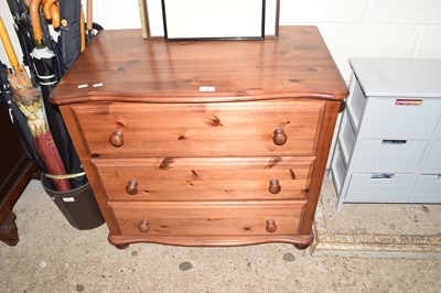 Lot 217 - Modern pine three drawer chest