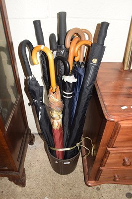 Lot 219 - Mixed Lot: Various assorted umbrellas