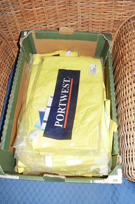 Lot 226 - Box of Hi-Vis trousers