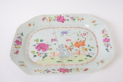 Lot 321 - 18th Century Chinese porcelain famille rose...