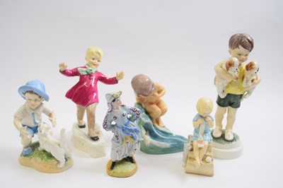 Lot 441 - Series of Royal Worcester models by Doughty...