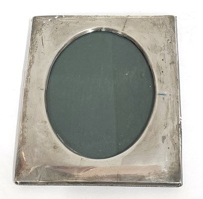 Lot 16 - George V silver photograph frame of plain...