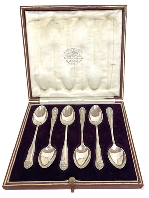 Lot 18 - Cased set of six George V silver teaspoons,...