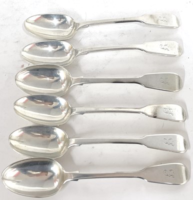 Lot 68 - Set of six Georgian fiddle pattern teaspoons...