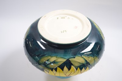 Lot 288 - Moorcroft Sunflower Vase