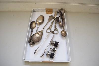 Lot 93 - MIXED LOT SILVER PLATED WARES TO INCLUDE GRAPE...